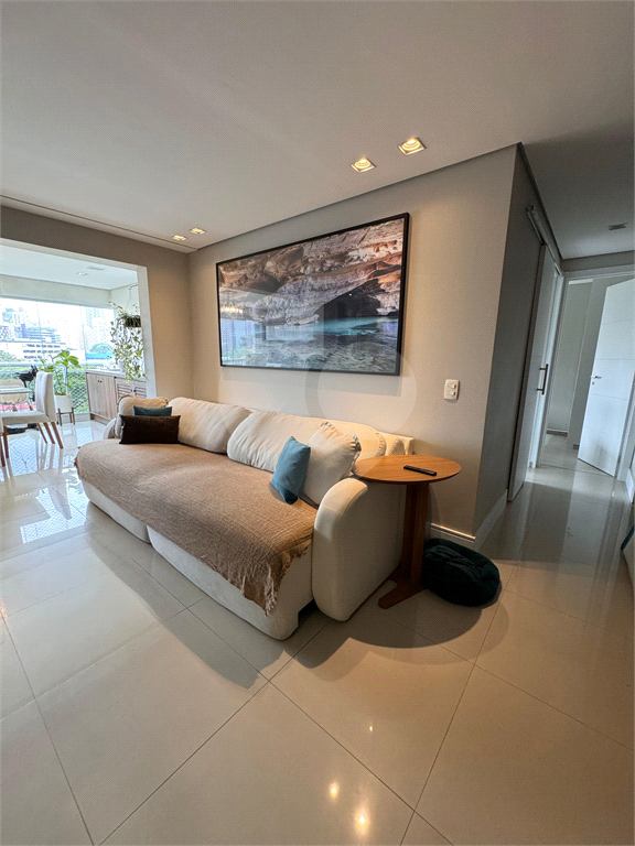 APARTAMENTO em ÁGUA BRANCA