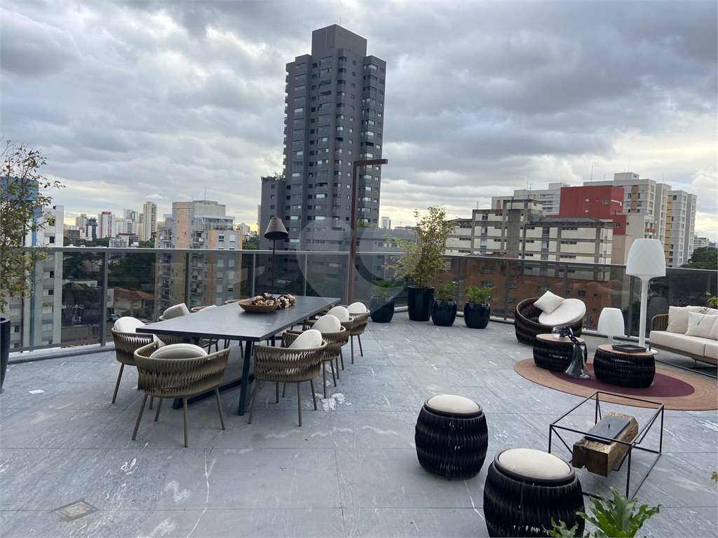 APARTMENTO NOVO 3 SUÍTES À VENDA EM PINHEIROS