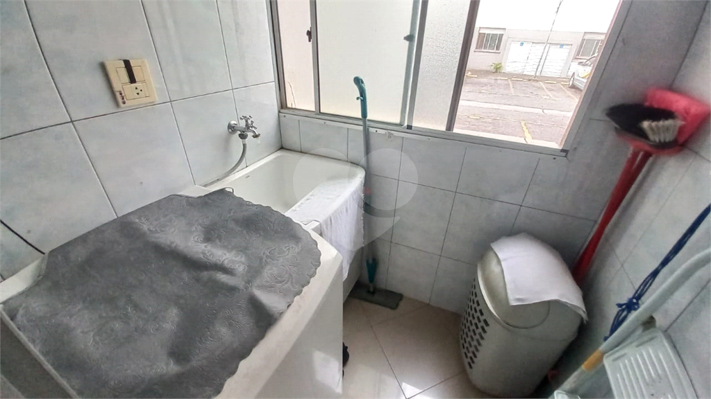 Apartamento à venda com 3 quartos, 64m² - Foto 8