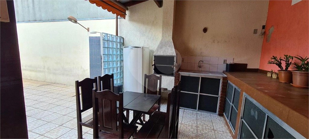 Sobrado à venda com 2 quartos, 285m² - Foto 15