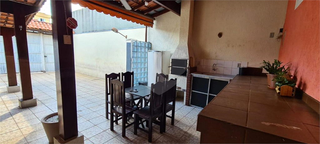Sobrado à venda com 2 quartos, 285m² - Foto 14