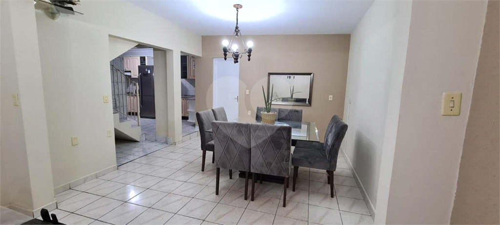 Sobrado à venda com 2 quartos, 285m² - Foto 3