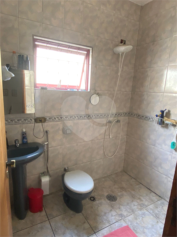 Casa à venda com 3 quartos, 250m² - Foto 15