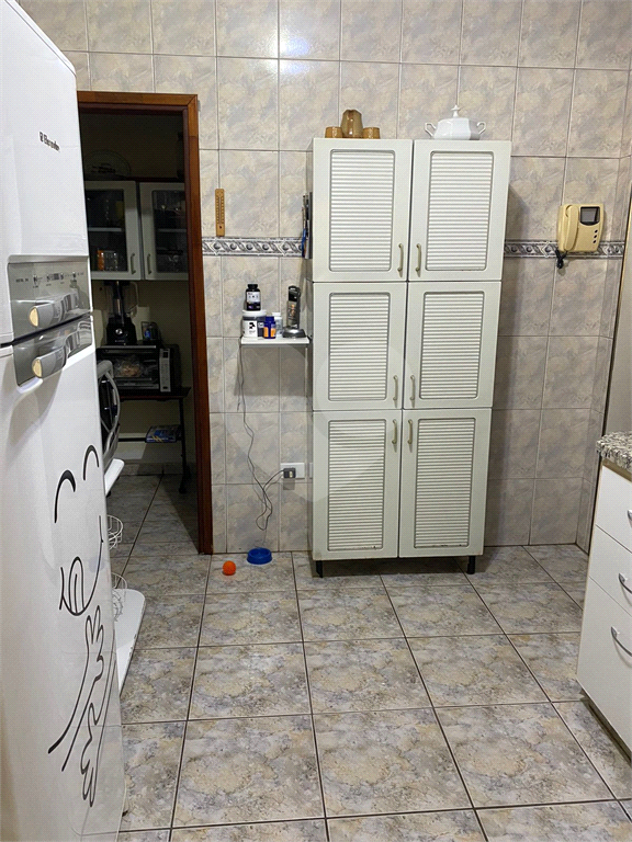 Casa à venda com 3 quartos, 250m² - Foto 11