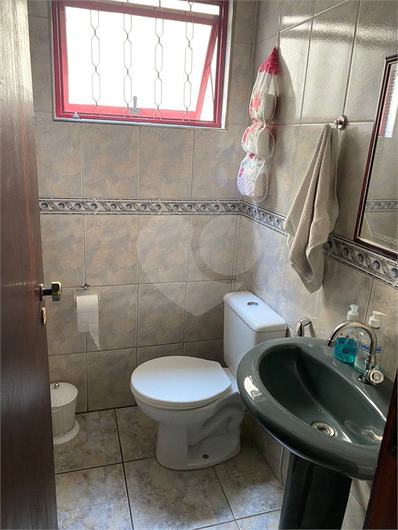 Casa à venda com 3 quartos, 250m² - Foto 8