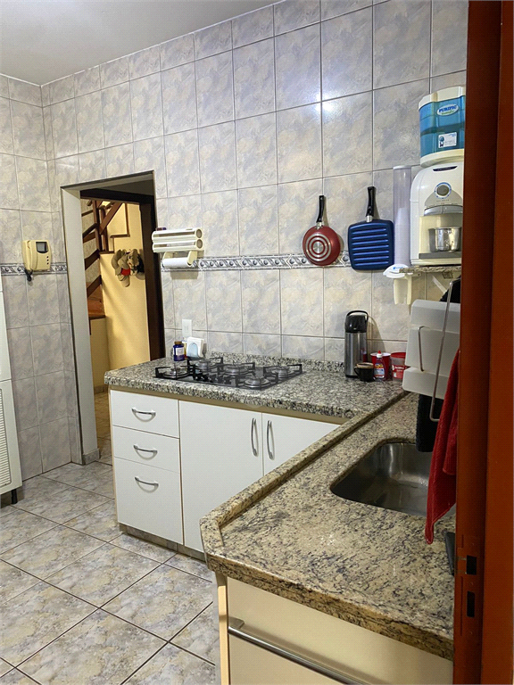 Casa à venda com 3 quartos, 250m² - Foto 4