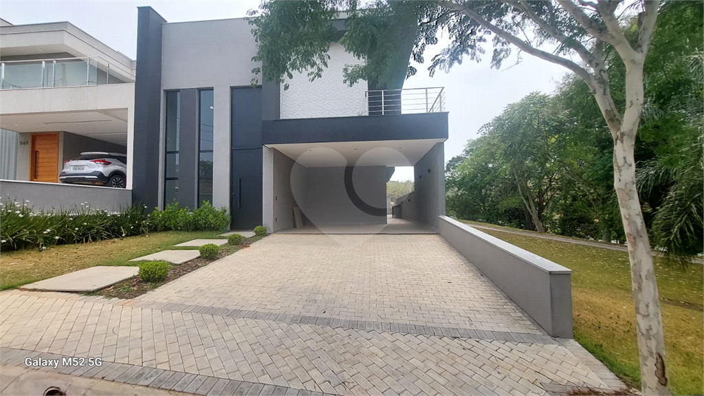 Casa de Condomínio à venda com 4 quartos, 313m² - Foto 1