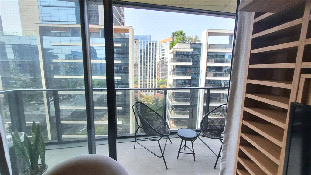 Apartamento Mobiliado na Vila Olimpia com 44 m² , 1 quarto e 1 vaga
