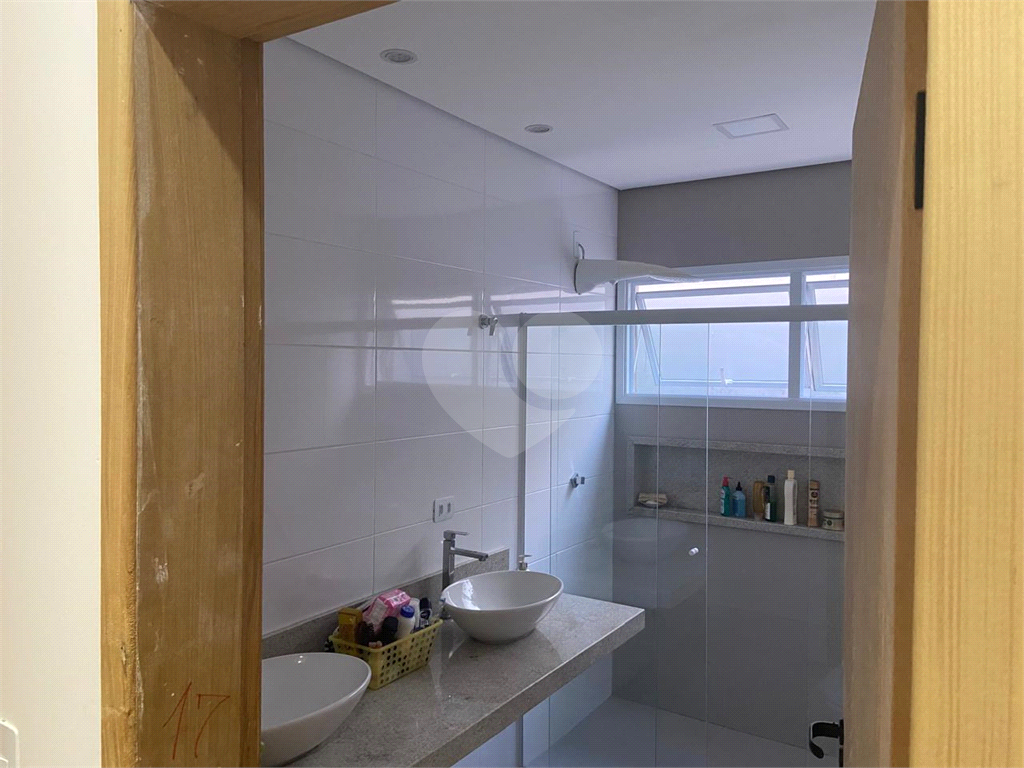 Casa de Condomínio à venda com 3 quartos, 240m² - Foto 21