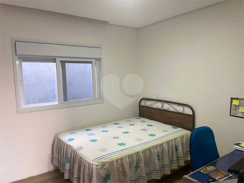 Casa de Condomínio à venda com 3 quartos, 240m² - Foto 11