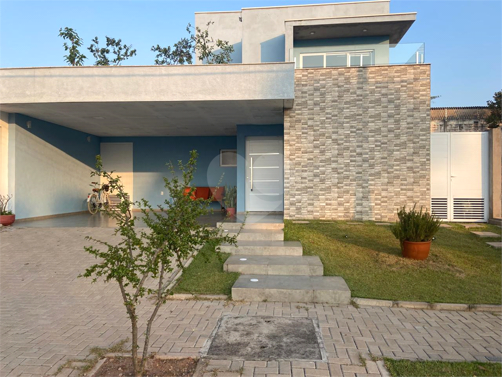 Casa de Condomínio à venda com 3 quartos, 240m² - Foto 17