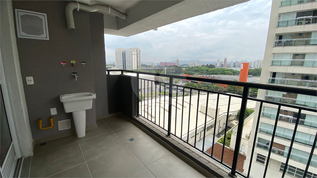 APARTAMENTO em BARRA FUNDA