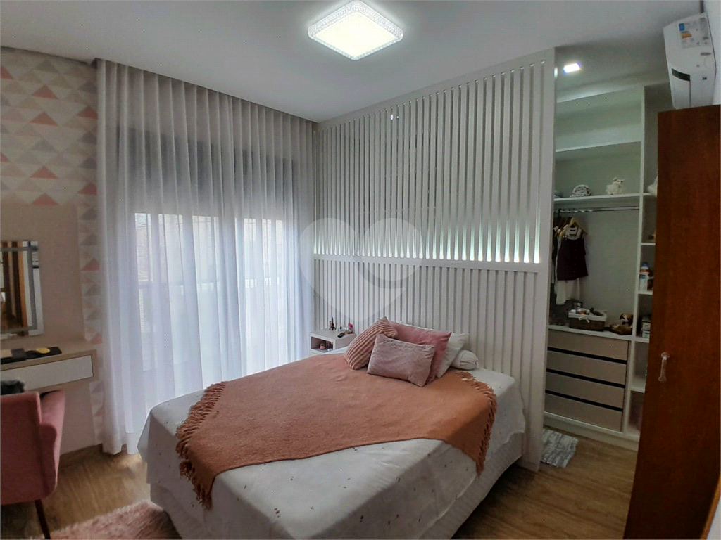 Casa de Condomínio à venda com 3 quartos, 220m² - Foto 34