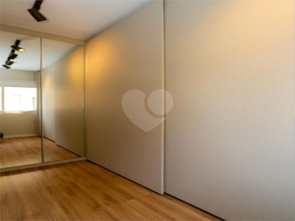 Apartamento à venda com 2 quartos, 42m² - Foto 16