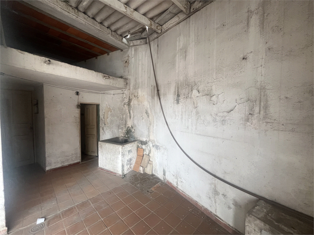Prédio Comercial na Zona Norte