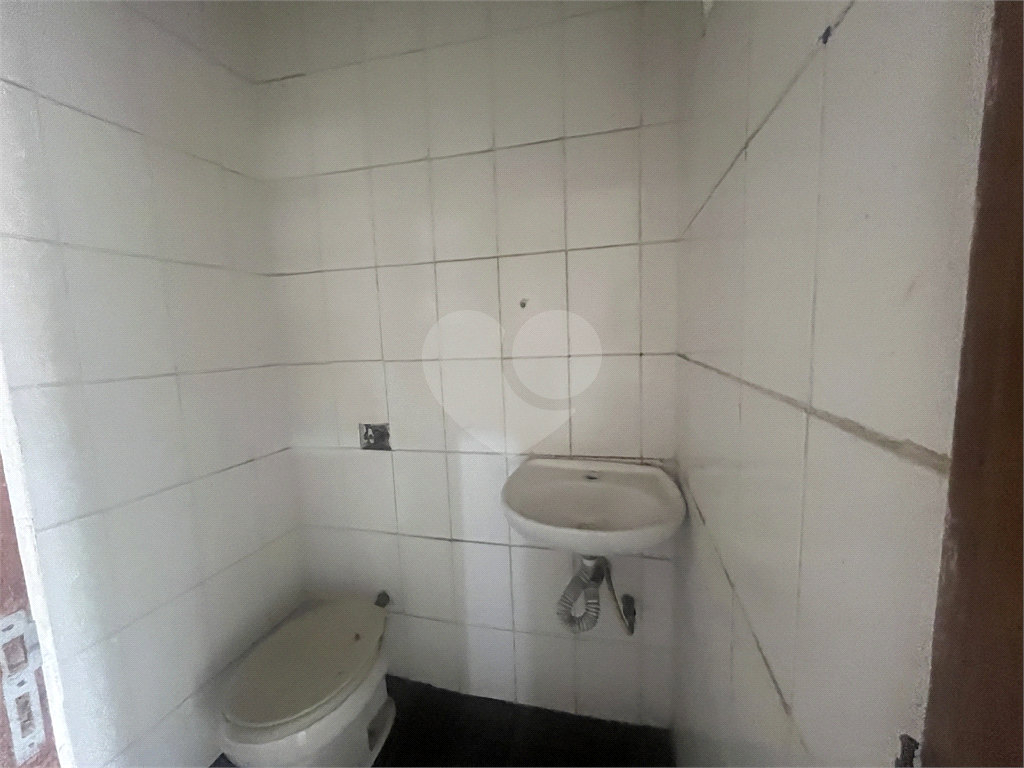 Prédio Comercial na Zona Norte