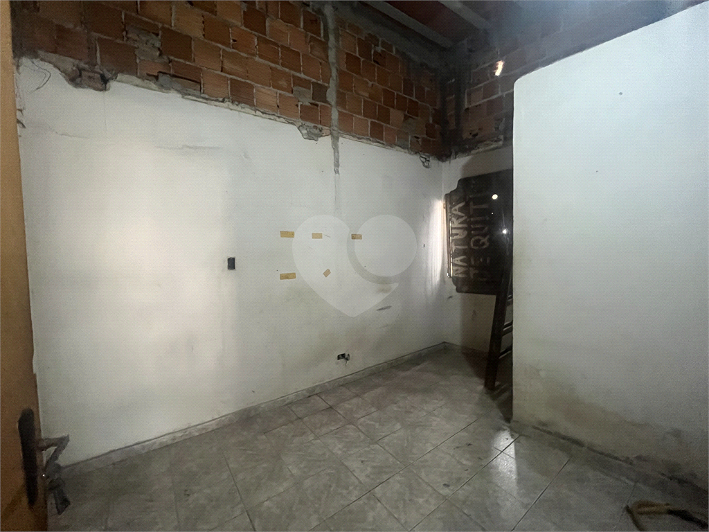 Prédio Comercial na Zona Norte