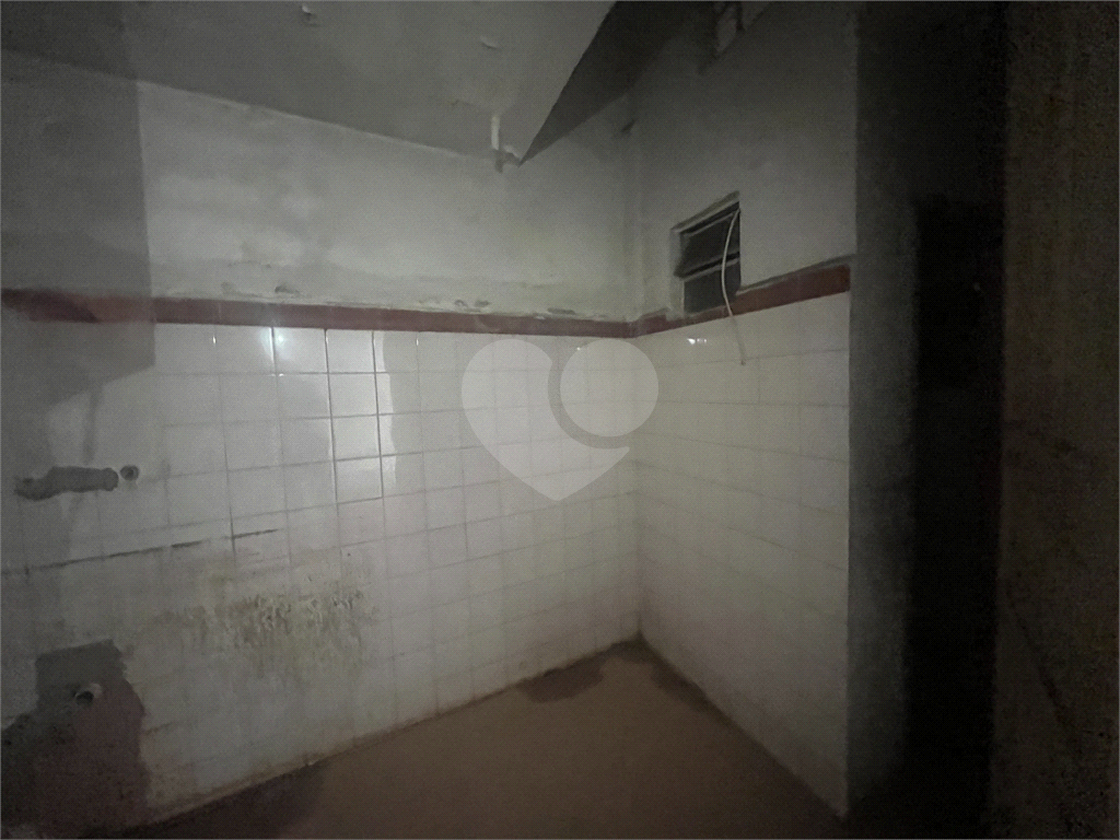 Prédio Comercial na Zona Norte