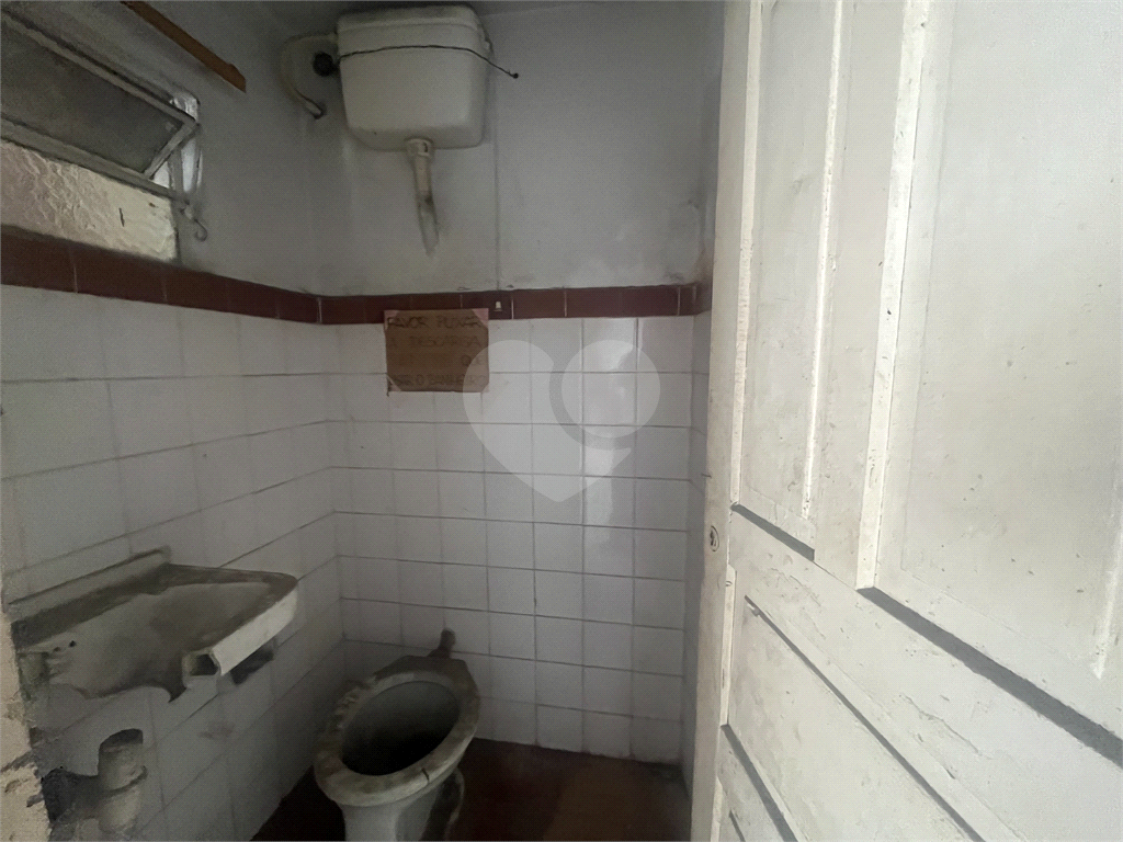 Prédio Comercial na Zona Norte