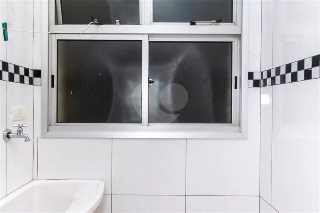 Apartamento na Av Nossa Senhora do Loreto 02 dormitórios planta 64metros 07 minutos metro Tucuruvi.