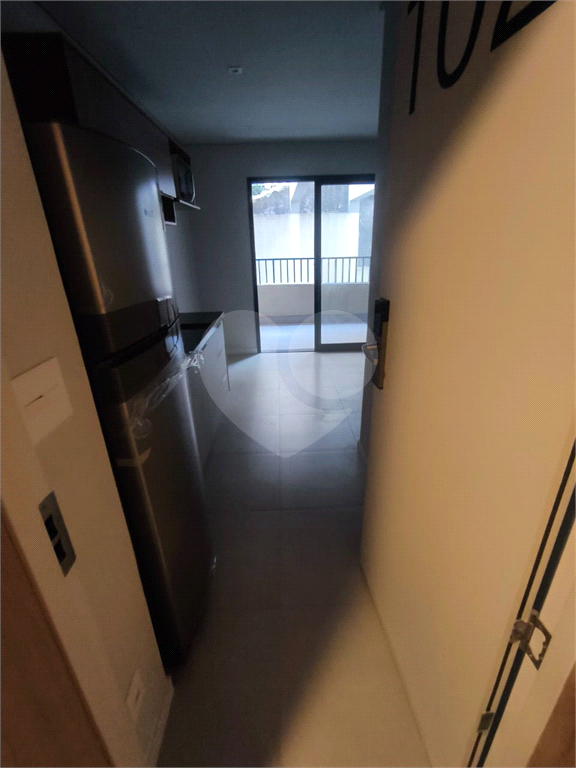 PINHEIROS - ESTÚDIO NOVO ! SEMIMOBILIADO 