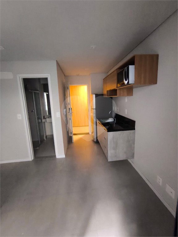 PINHEIROS - ESTÚDIO NOVO ! SEMIMOBILIADO 