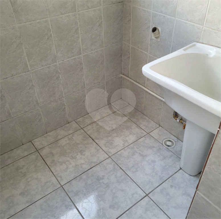 APARTAMENTO em JARDIM CUMBICA