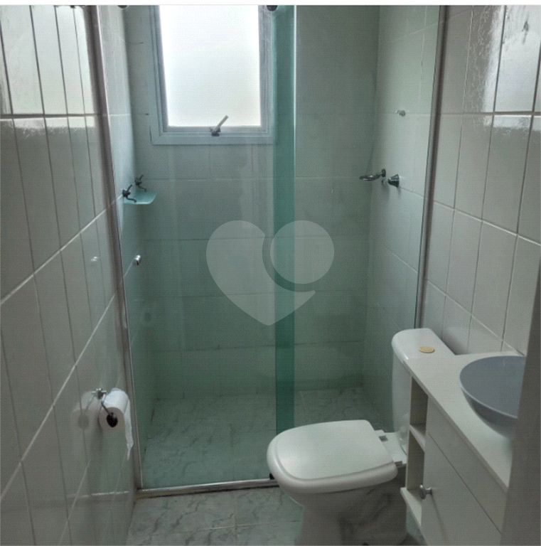 APARTAMENTO em JARDIM CUMBICA