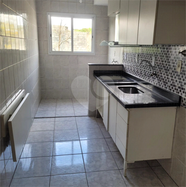 APARTAMENTO em JARDIM CUMBICA