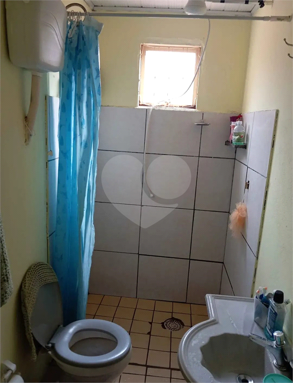 Casa à venda com 2 quartos, 90m² - Foto 17