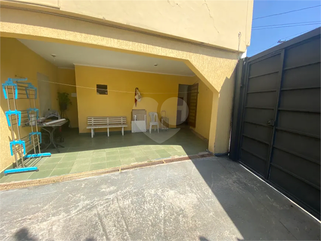 Casa à venda com 5 quartos, 205m² - Foto 1