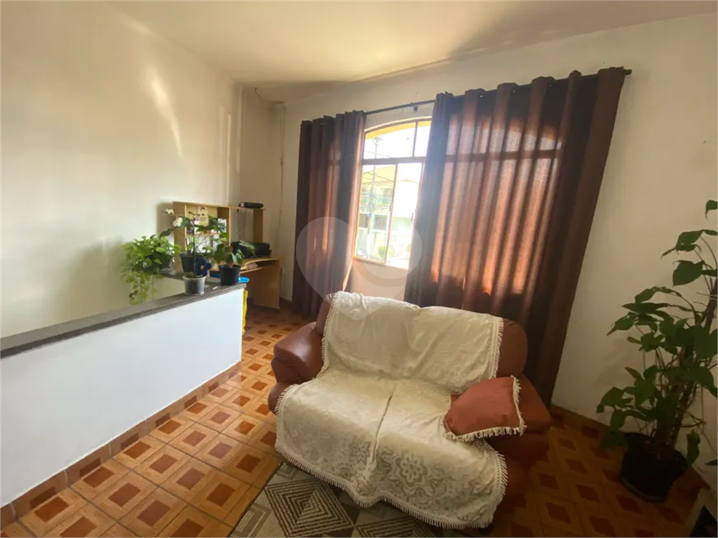 Casa à venda com 5 quartos, 205m² - Foto 10