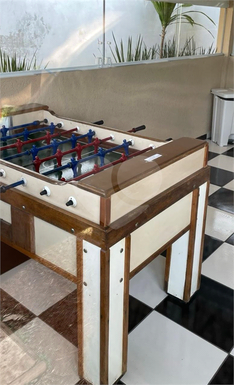 APARTAMENTO em CAMPO LIMPO