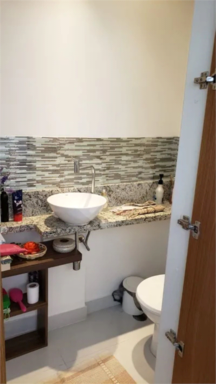 APARTAMENTO em VILA MASCOTE