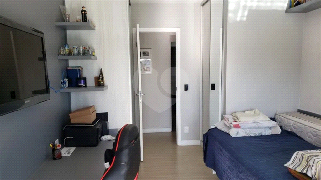 APARTAMENTO em VILA MASCOTE