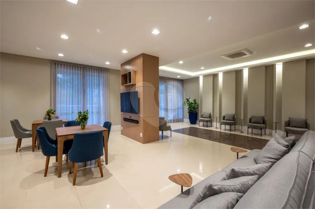 APARTAMENTO em VILA MASCOTE