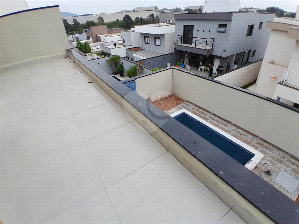Casa de Condomínio à venda com 3 quartos, 230m² - Foto 28