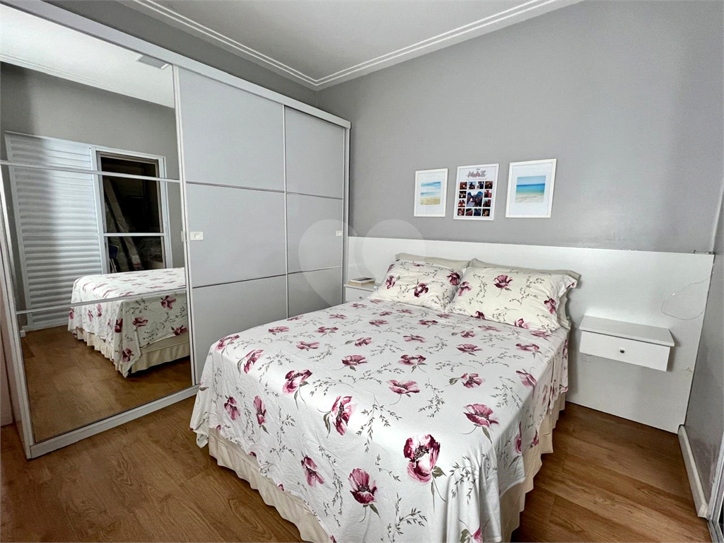 Casa assobradada à venda | 162 m² | 2 suítes | 2 vagas na Parada Inglesa!