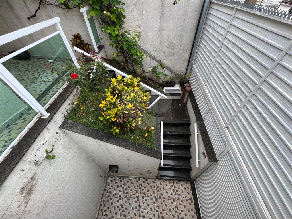 Casa assobradada à venda | 162 m² | 2 suítes | 2 vagas na Parada Inglesa!