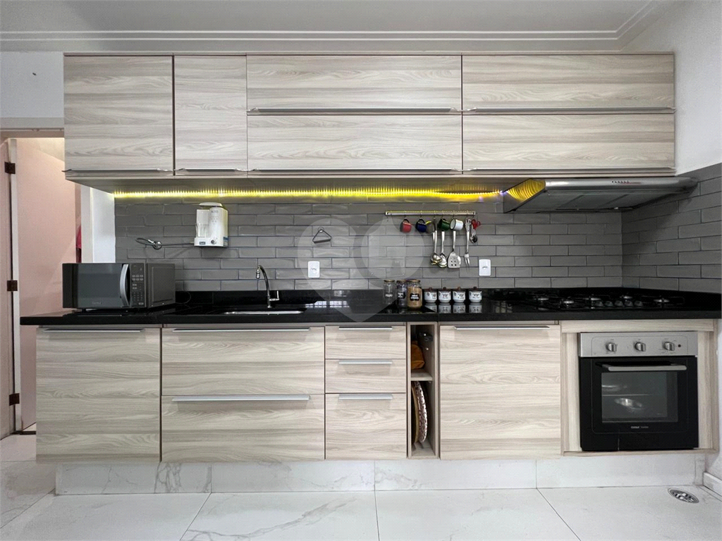 Casa assobradada à venda | 162 m² | 2 suítes | 2 vagas na Parada Inglesa!