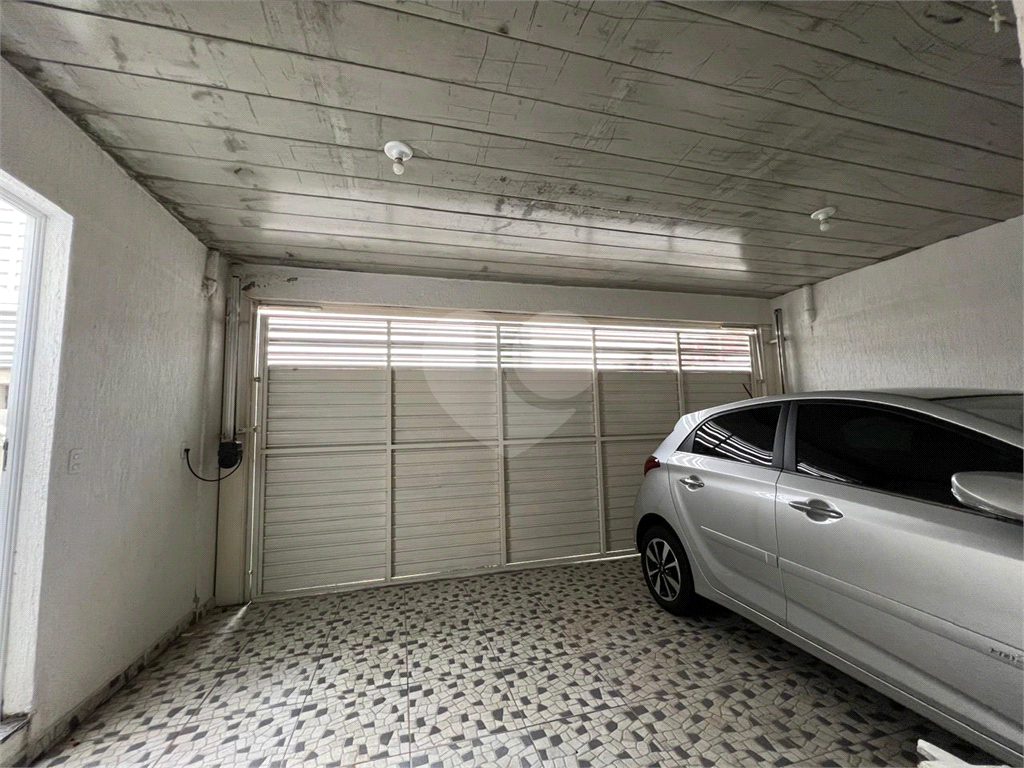 Casa assobradada à venda | 162 m² | 2 suítes | 2 vagas na Parada Inglesa!