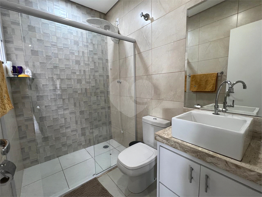 Casa assobradada à venda | 162 m² | 2 suítes | 2 vagas na Parada Inglesa!