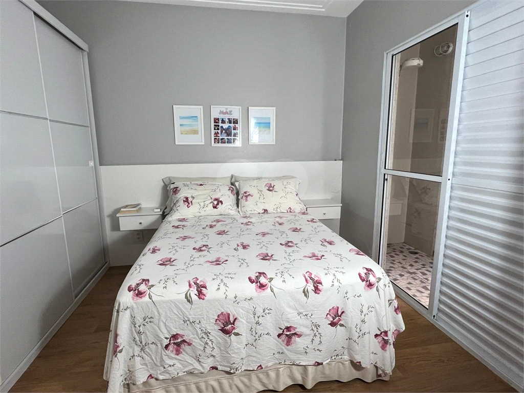 Casa assobradada à venda | 162 m² | 2 suítes | 2 vagas na Parada Inglesa!