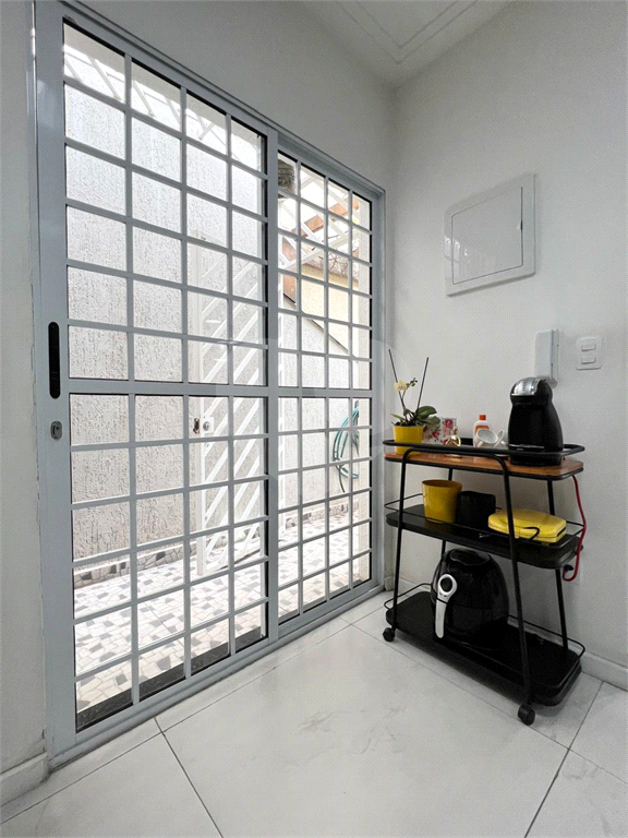 Casa assobradada à venda | 162 m² | 2 suítes | 2 vagas na Parada Inglesa!