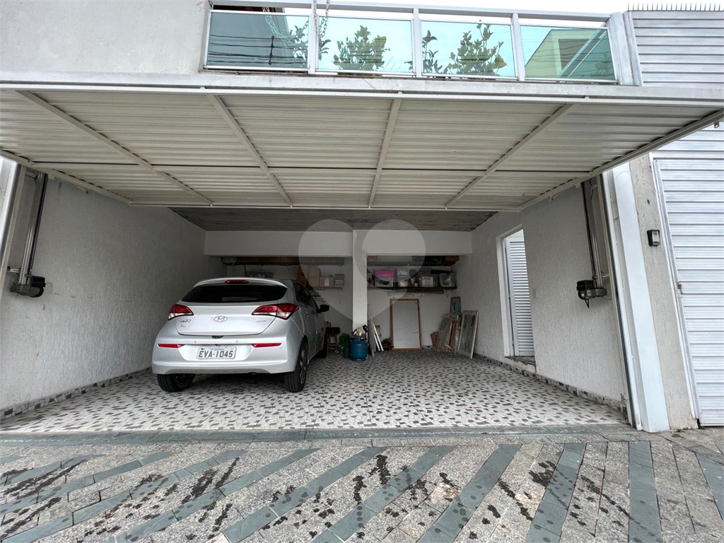 Casa assobradada à venda | 162 m² | 2 suítes | 2 vagas na Parada Inglesa!