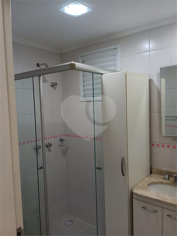 ALUGA-SE APARTAMENTO DE 2 QUARTOS TODO MOBILIADO NA CASA VERDE