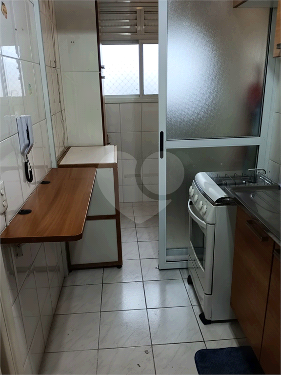 ALUGA-SE APARTAMENTO DE 2 QUARTOS TODO MOBILIADO NA CASA VERDE