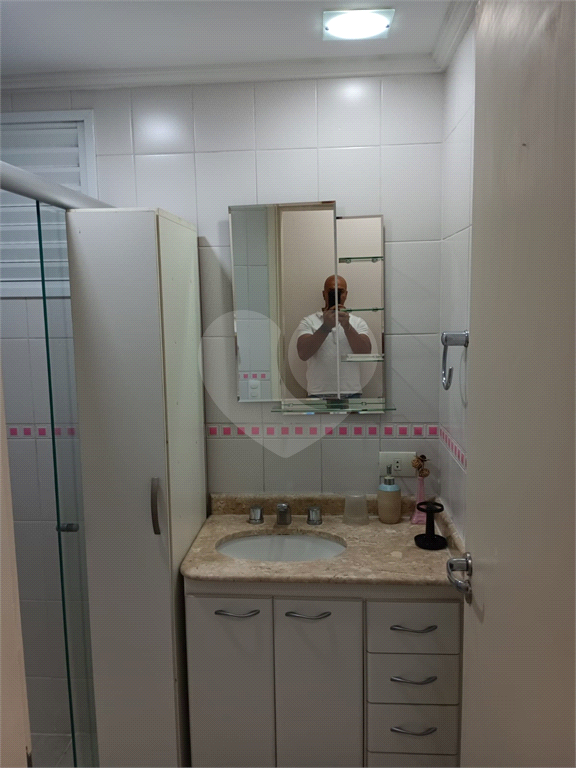 ALUGA-SE APARTAMENTO DE 2 QUARTOS TODO MOBILIADO NA CASA VERDE