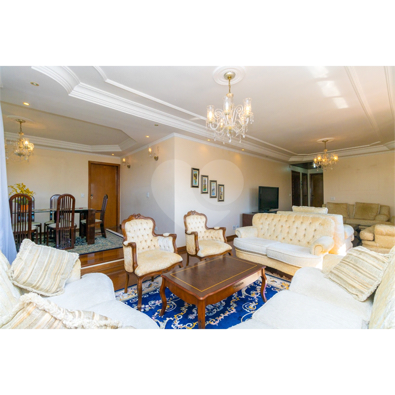Apartamento alto padrão à venda | 206 m² | 4 dormitórios (2 suítes) | 3 vagas em Santana!