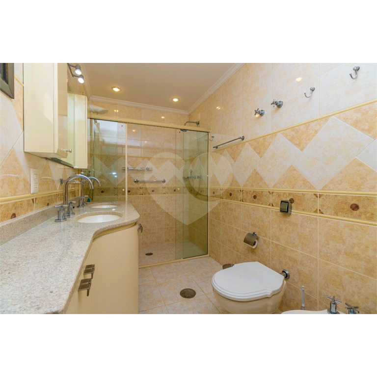Apartamento alto padrão à venda | 206 m² | 4 dormitórios (2 suítes) | 3 vagas em Santana!